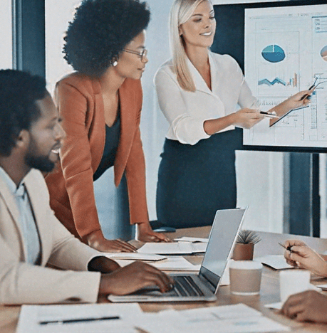 Illustration de la formation ingénierie de formation. Des personnes en réunion de travail.